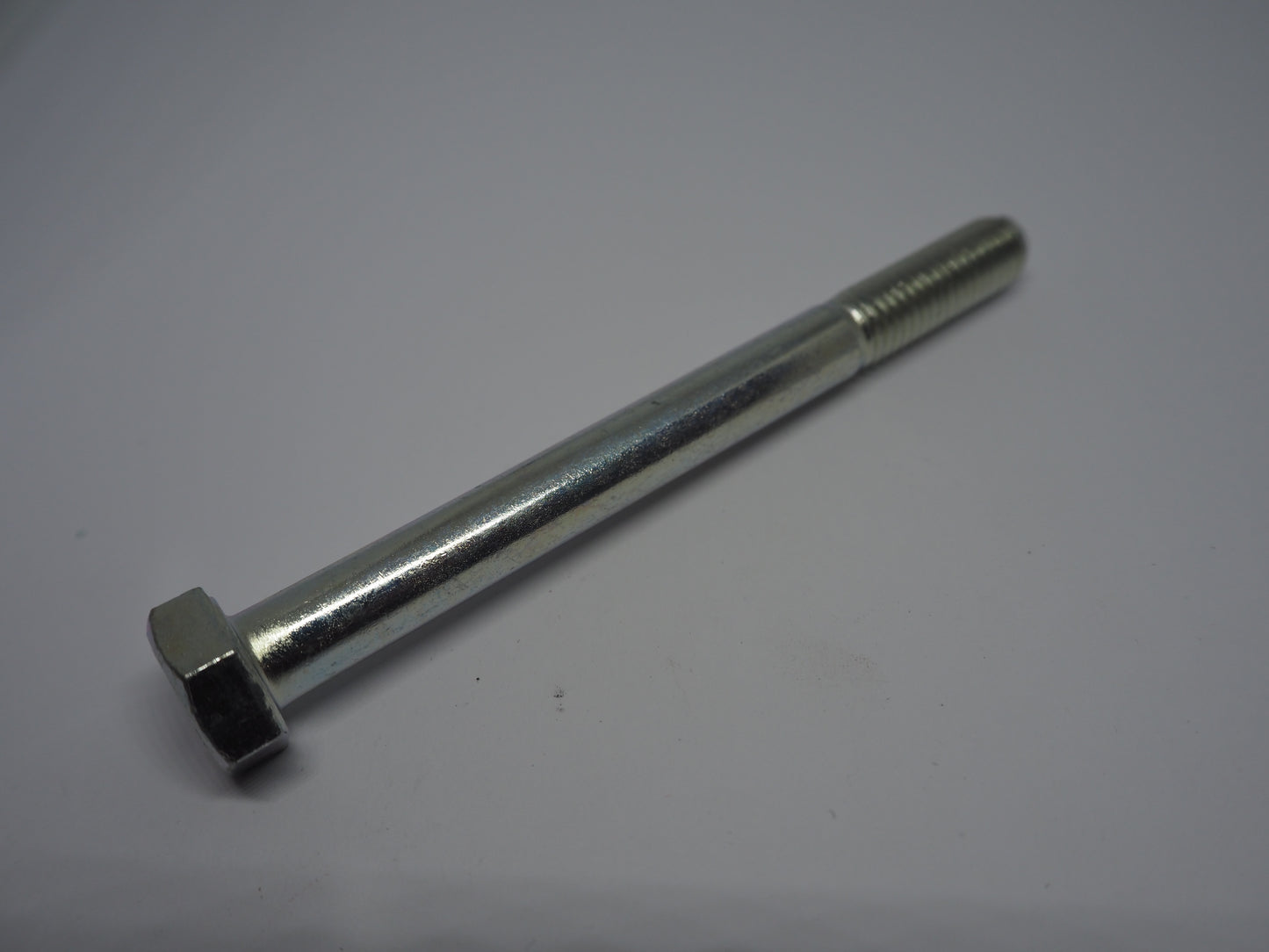 Motorblok bevestigingsbout Tomos Sprint Electronic