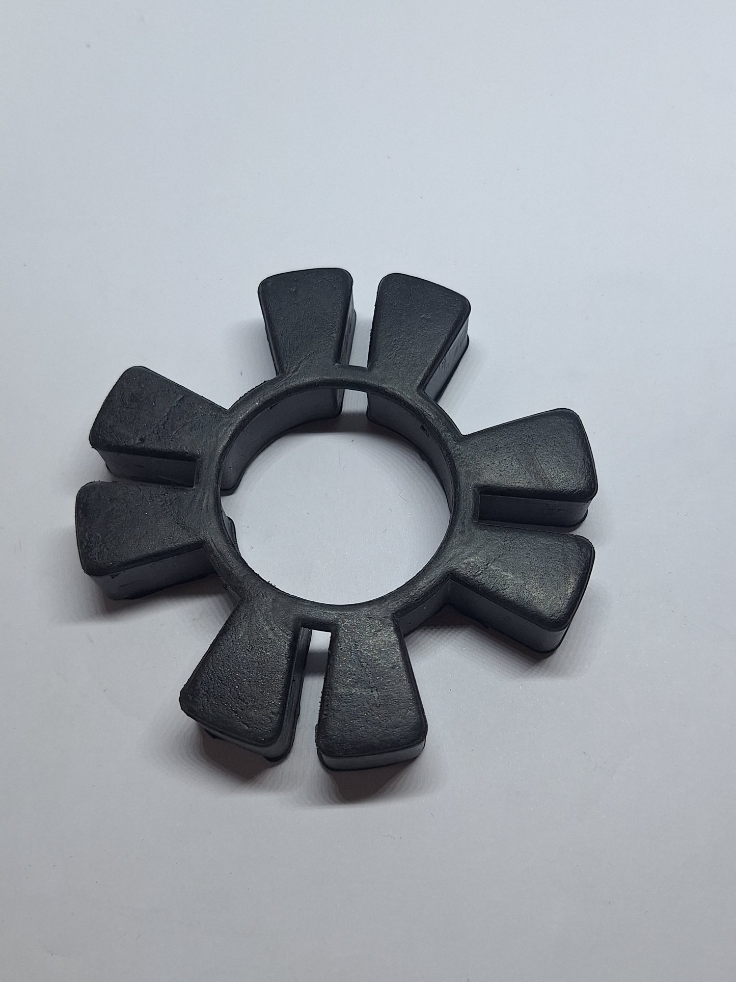 Achterwielrubber achtertandwiel Tomos 4L / APN (205.745)