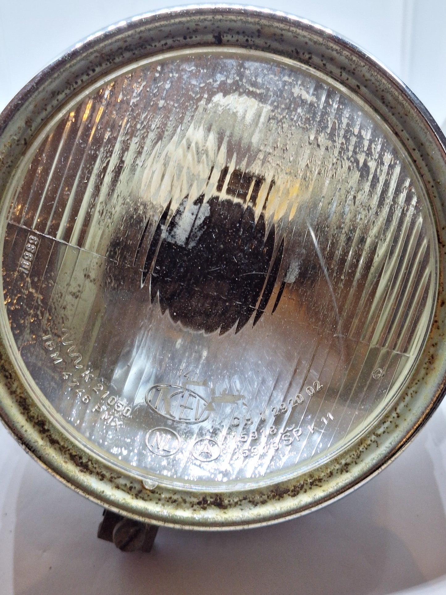 Koplamp Benelli / MotoBi / Moto Guzzi / Jamathi / Universeel 2e hands CEV Tipo 130