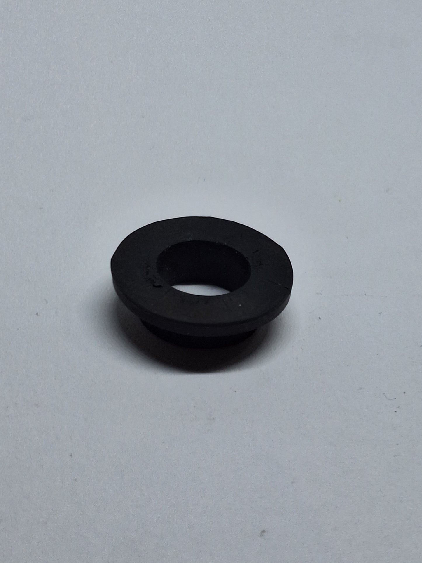 Doorvoerrubber koppelingsarm Benelli / MotoBi / Moto Guzzi