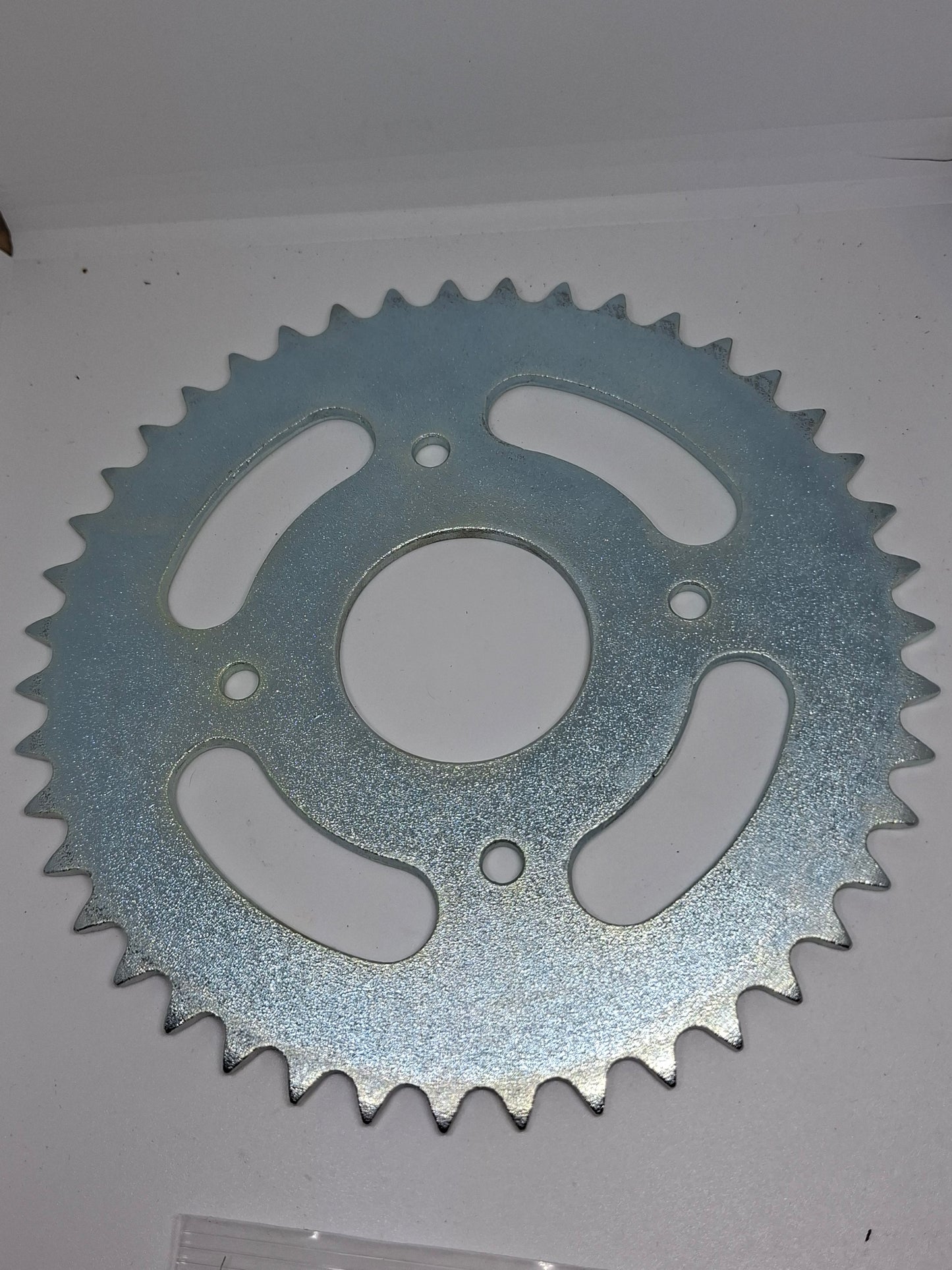 Achtertandwiel 43 Tands Benelli / MotoBi / Moto Guzzi 415