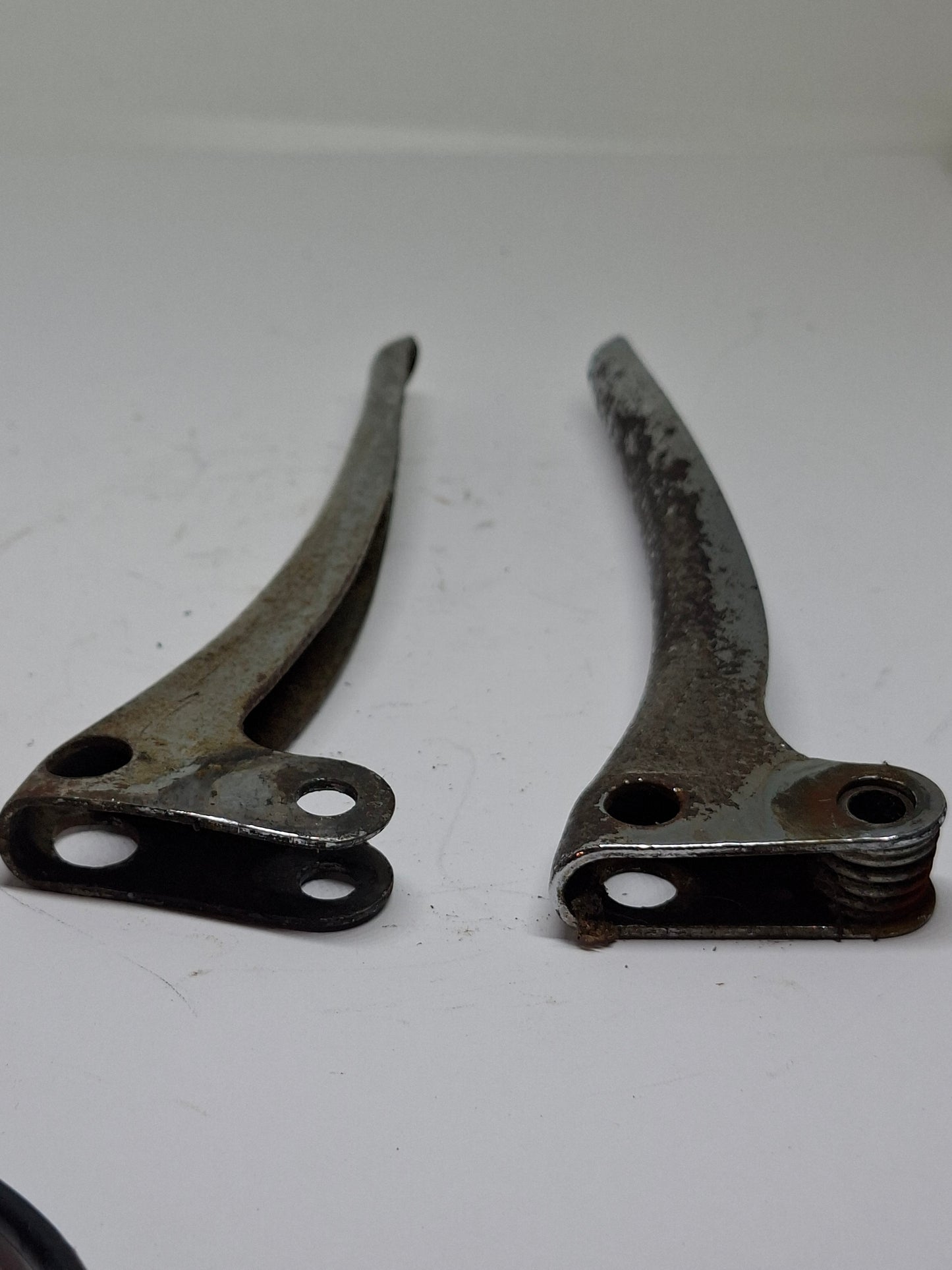 2x remgreep jaren 60 universeel / 2e hands