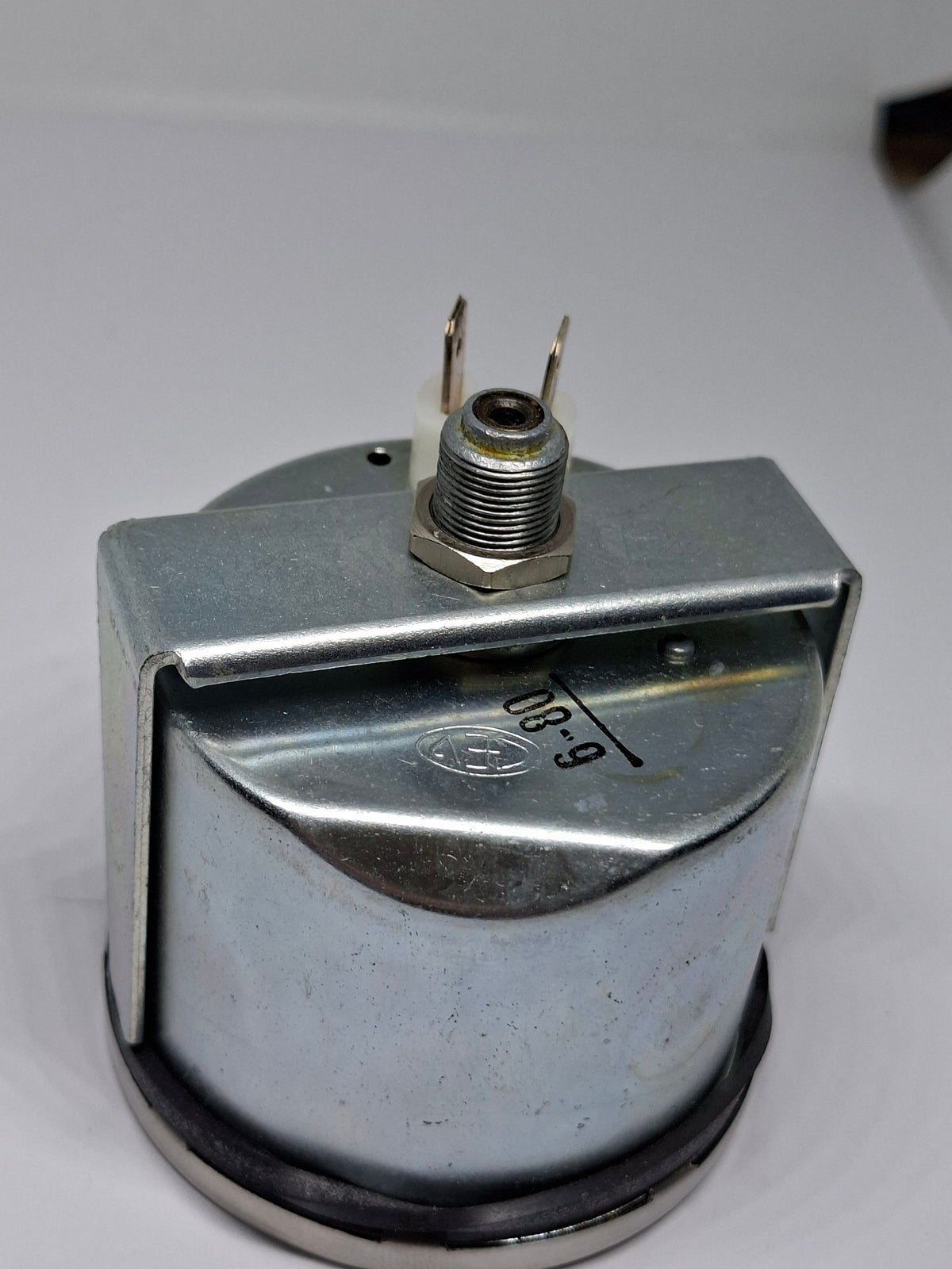 Kilometerteller CEV 0-80 km NOS 60mm chroom rand, metalen behuizing