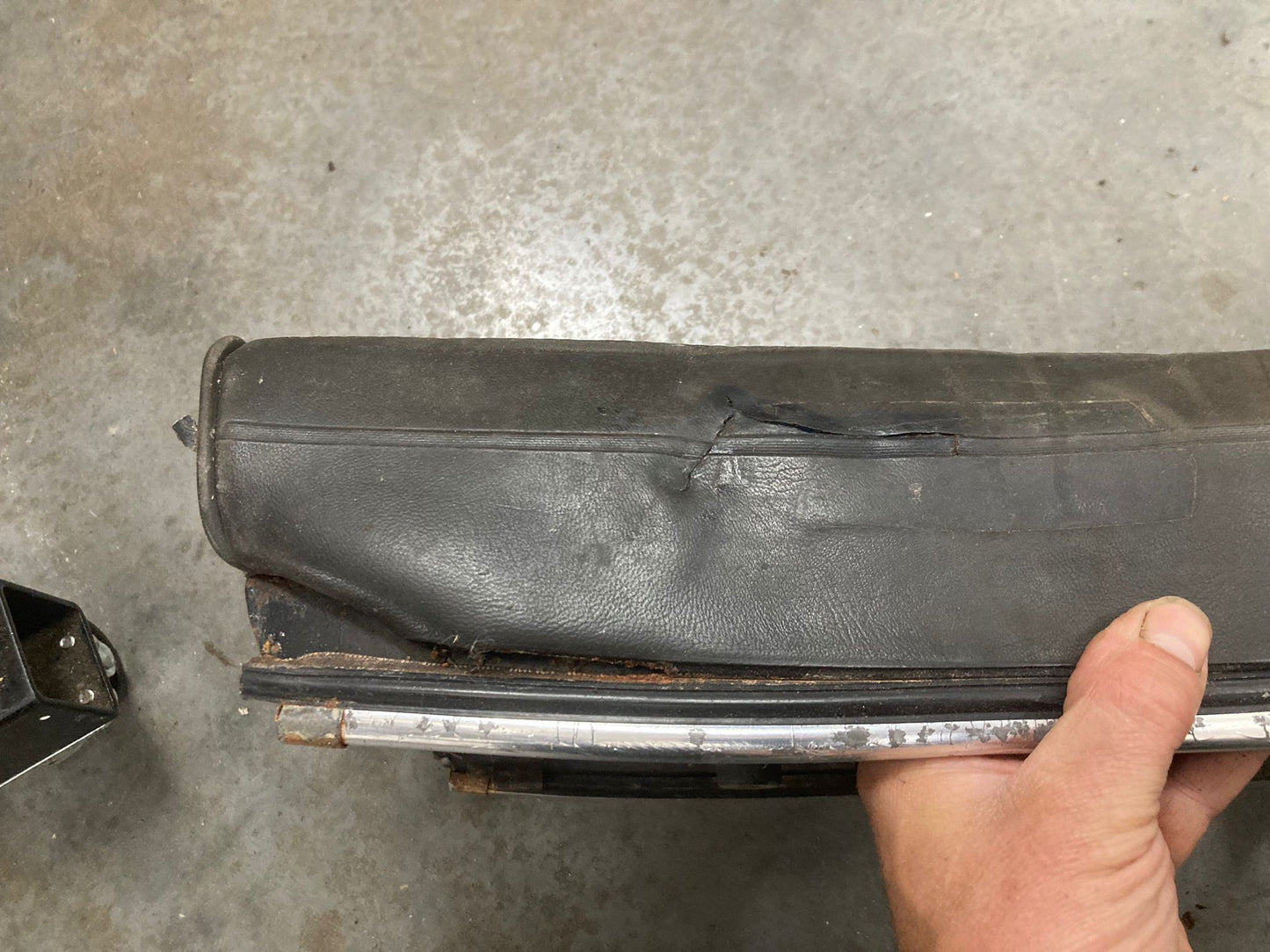 Korte buddyseat Benelli T50