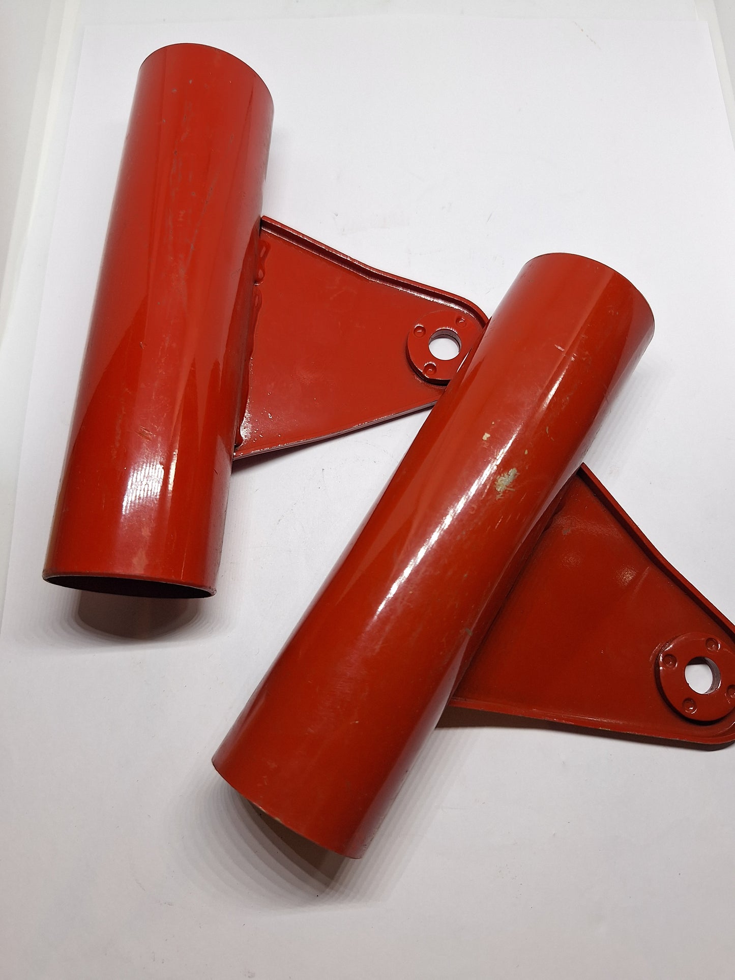 Koplampoorset rood NOS Benelli GTV 50 / Guzzi / MotoBi