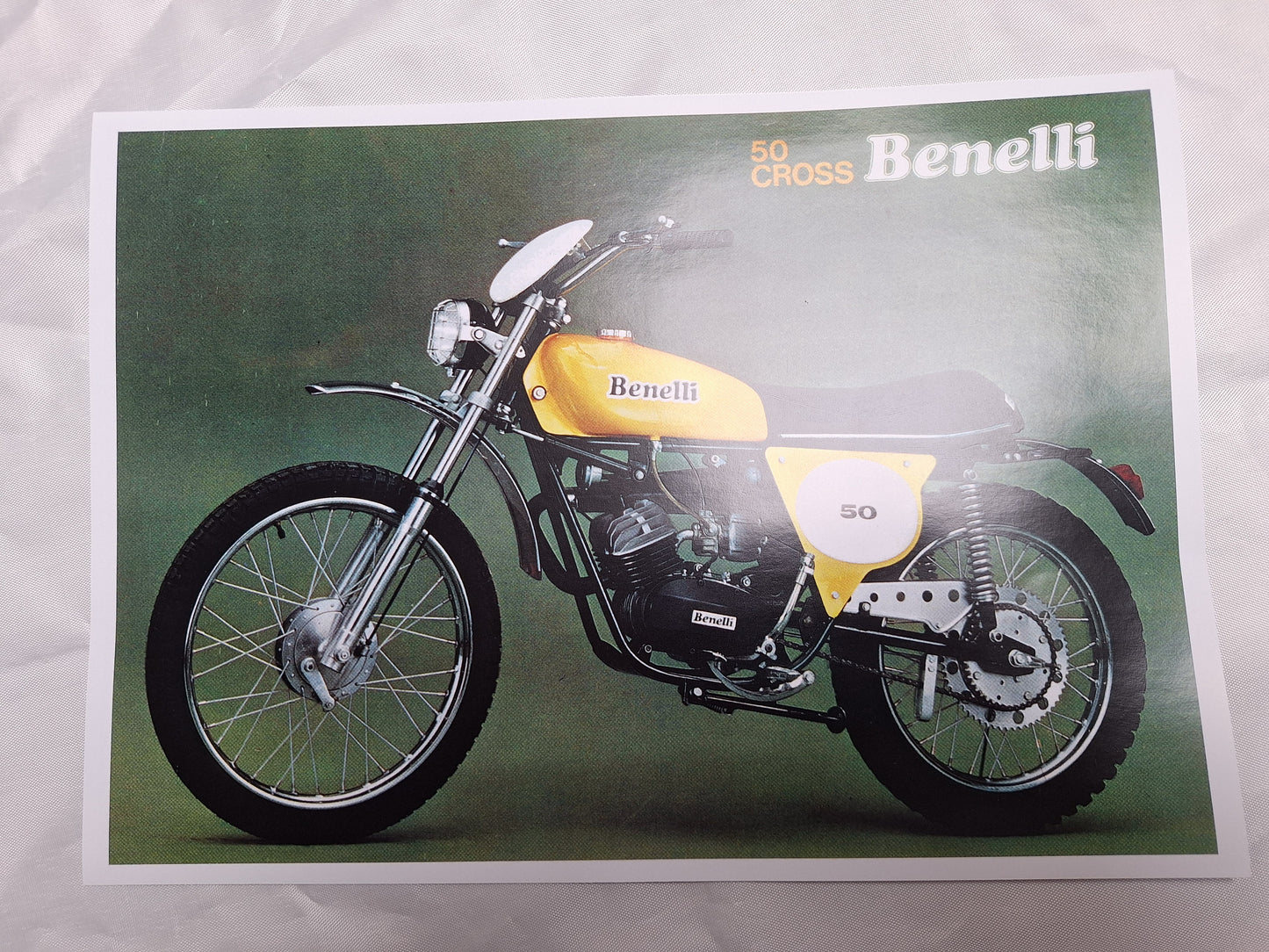 Folder Benelli 50 Cross Geel