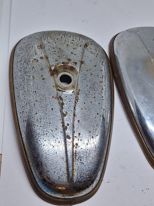 2x Gereedschapdeksel tank Tomos