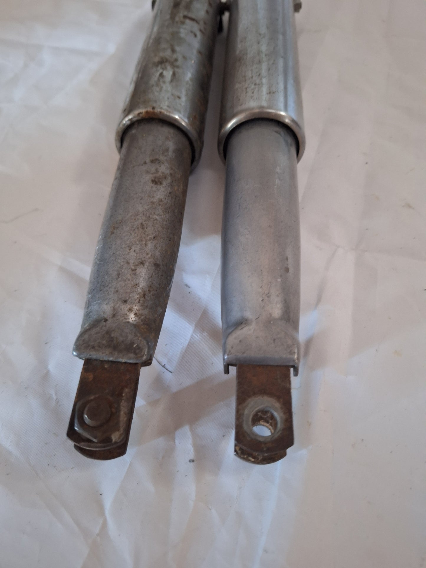 Schokbrekerset Puch VS50 MV50 DS50/60 MS50 V50 Tomos 3L 2e hands (1)