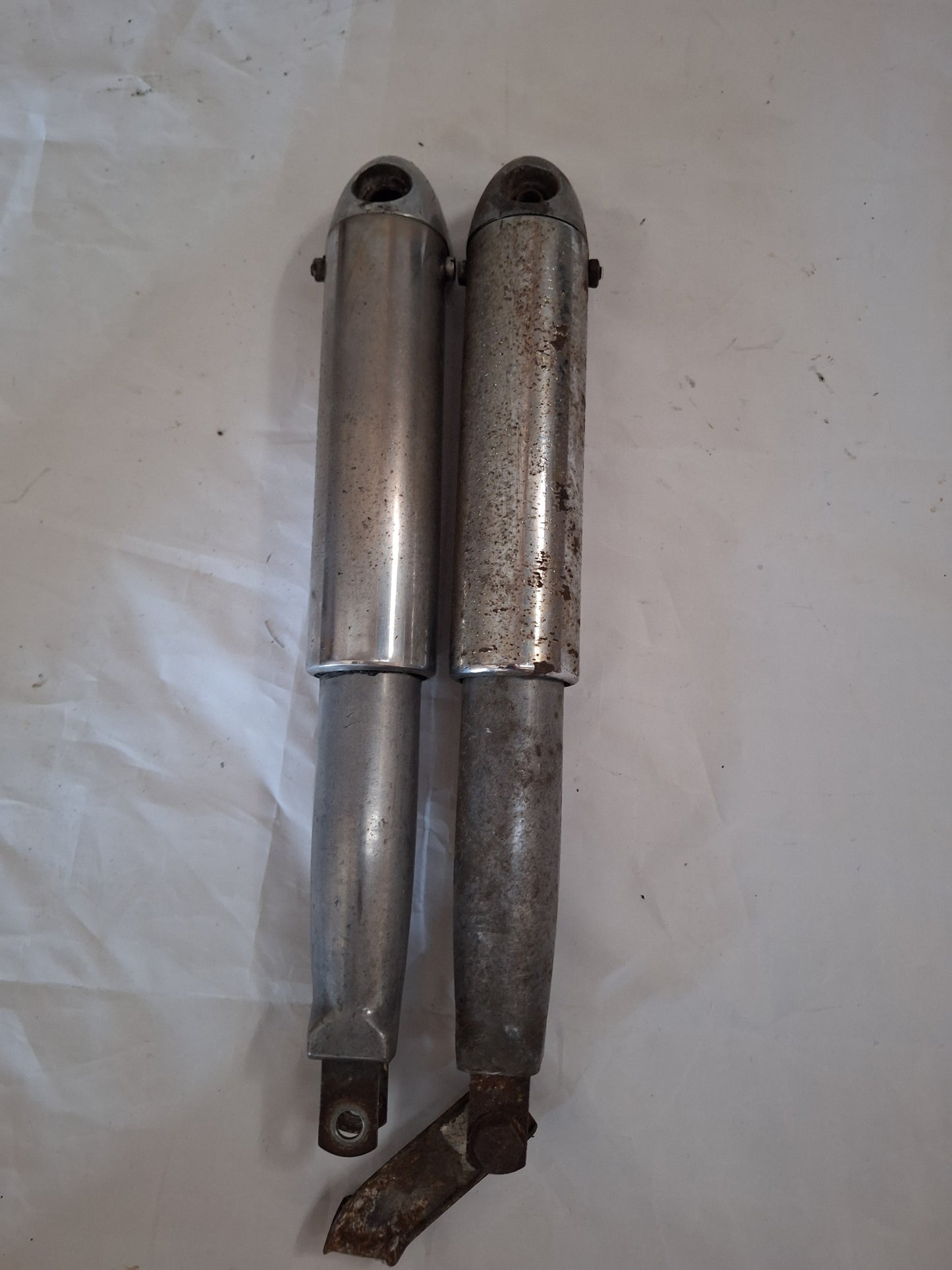 Schokbrekerset Puch VS50 MV50 DS50/60 MS50 V50 Tomos 3L 2e hands (2)