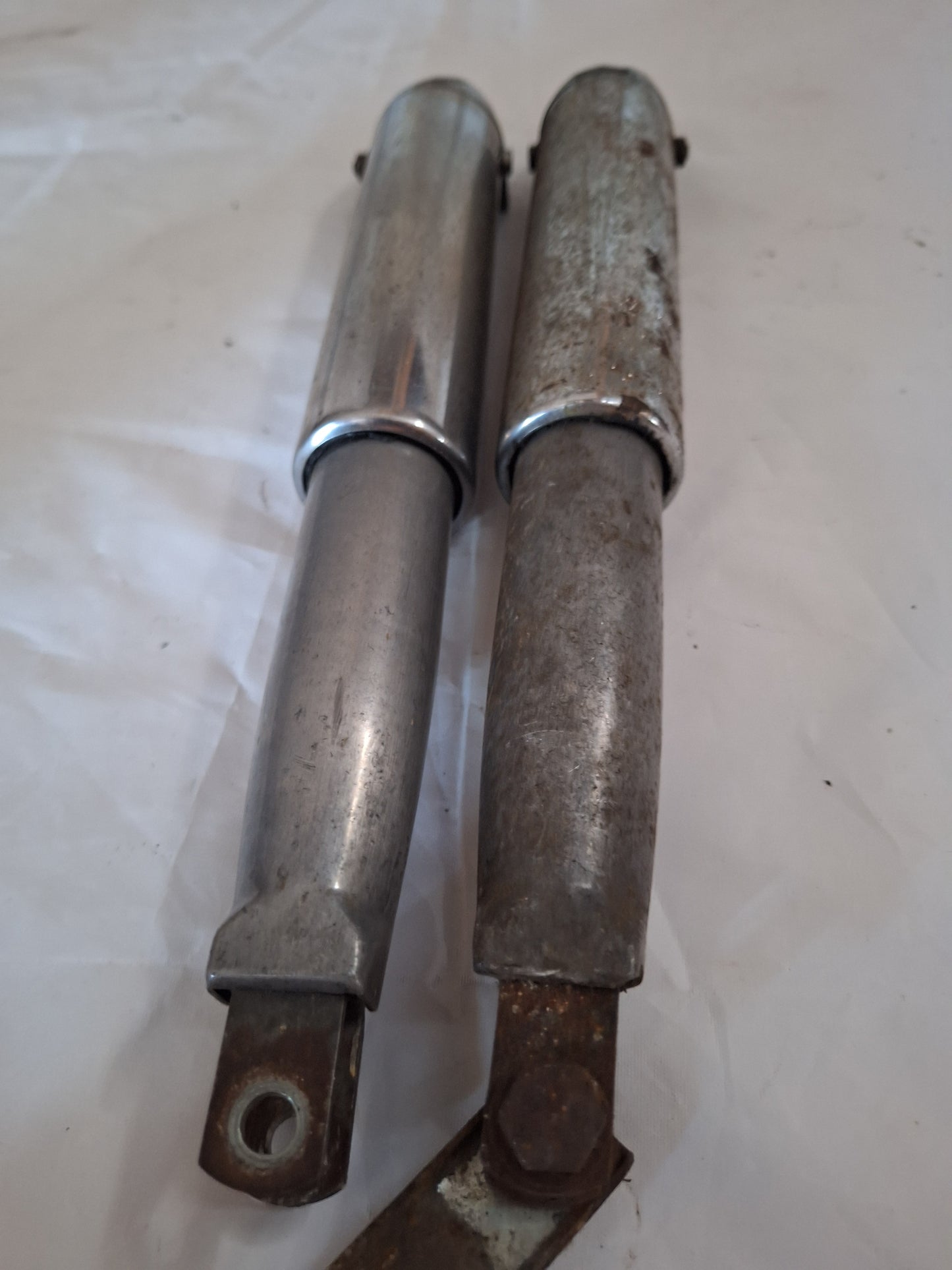 Schokbrekerset Puch VS50 MV50 DS50/60 MS50 V50 Tomos 3L 2e hands (2)
