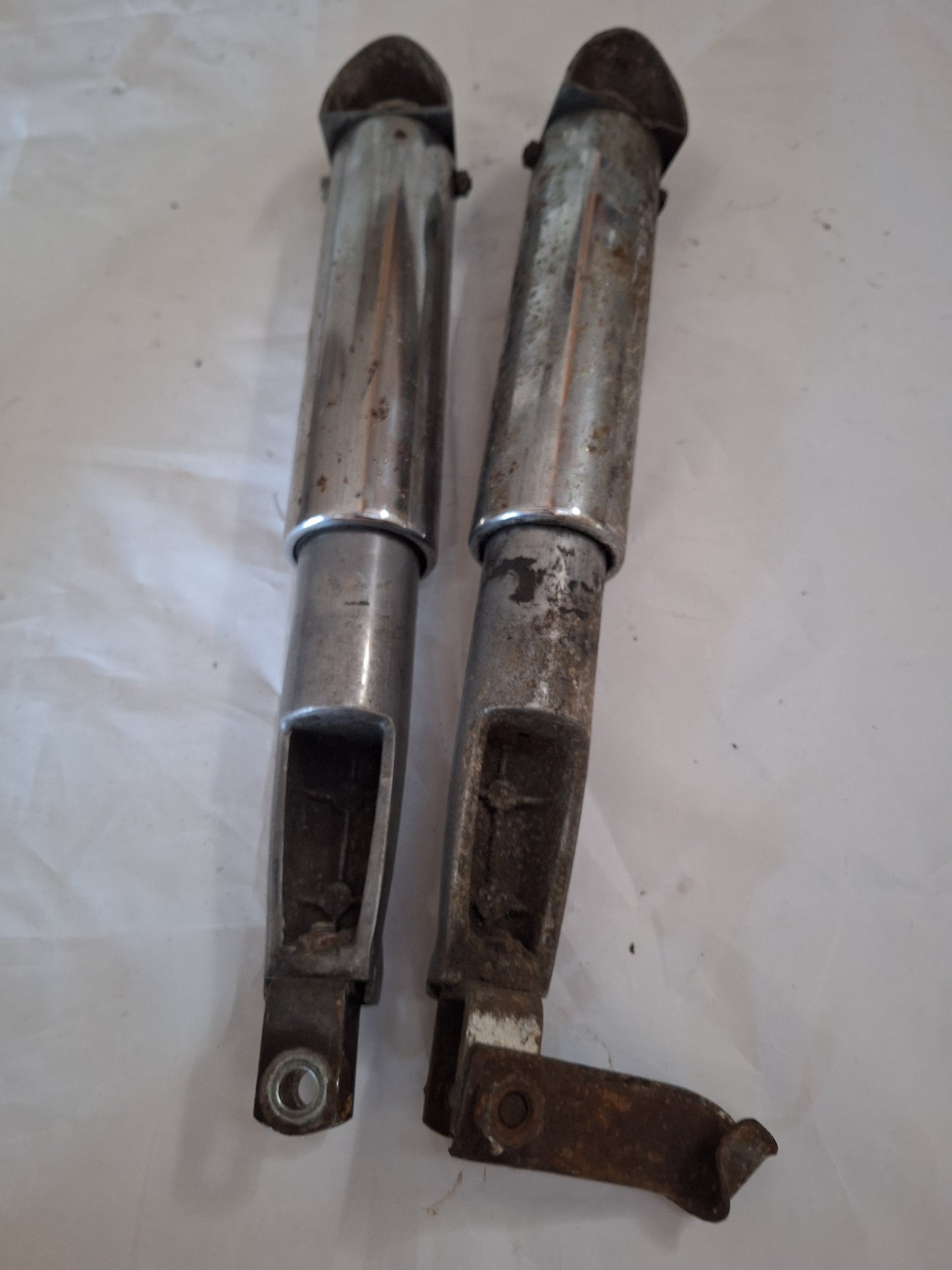Schokbrekerset Puch VS50 MV50 DS50/60 MS50 V50 Tomos 3L 2e hands (2)