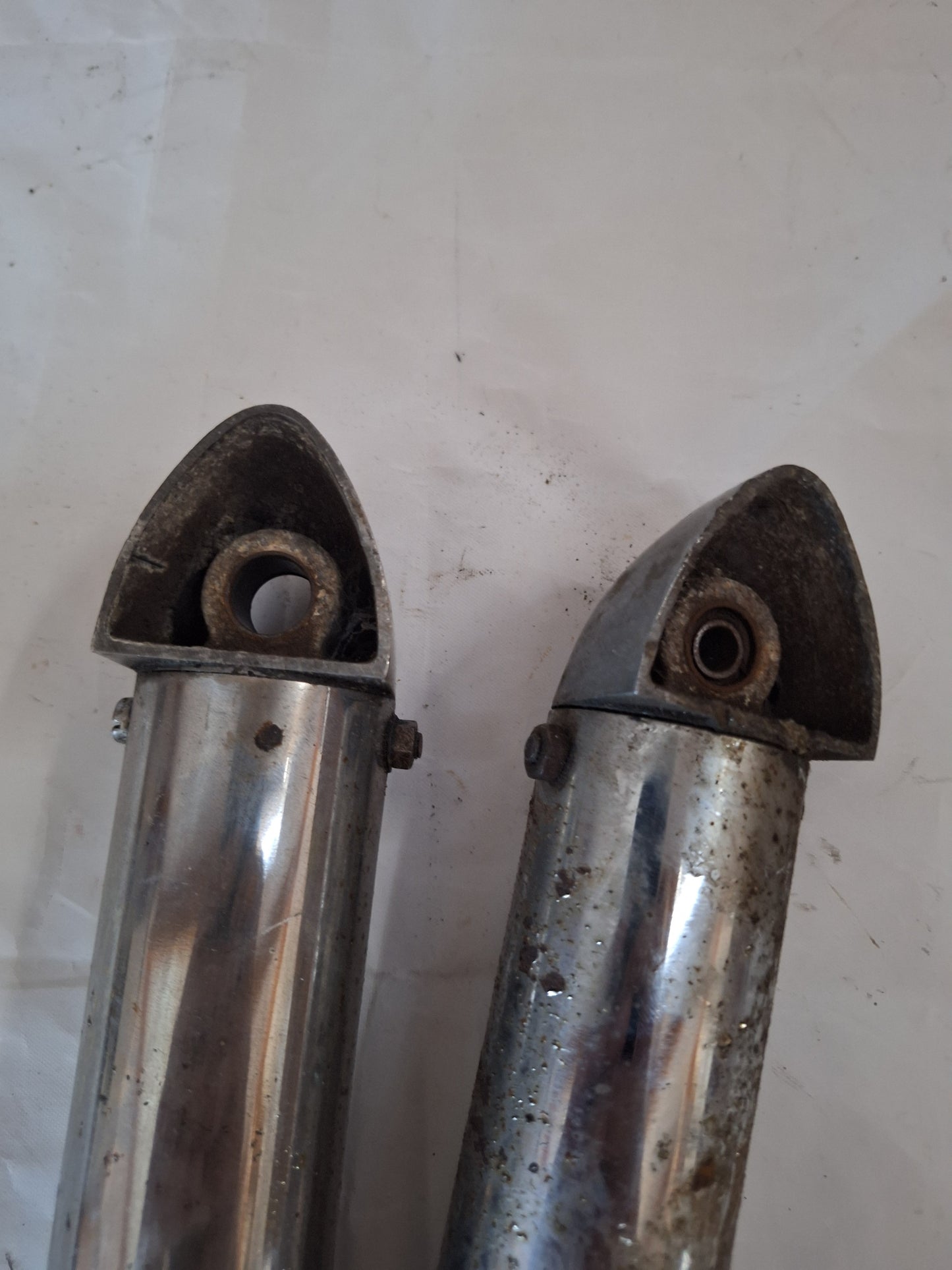 Schokbrekerset Puch VS50 MV50 DS50/60 MS50 V50 Tomos 3L 2e hands (2)