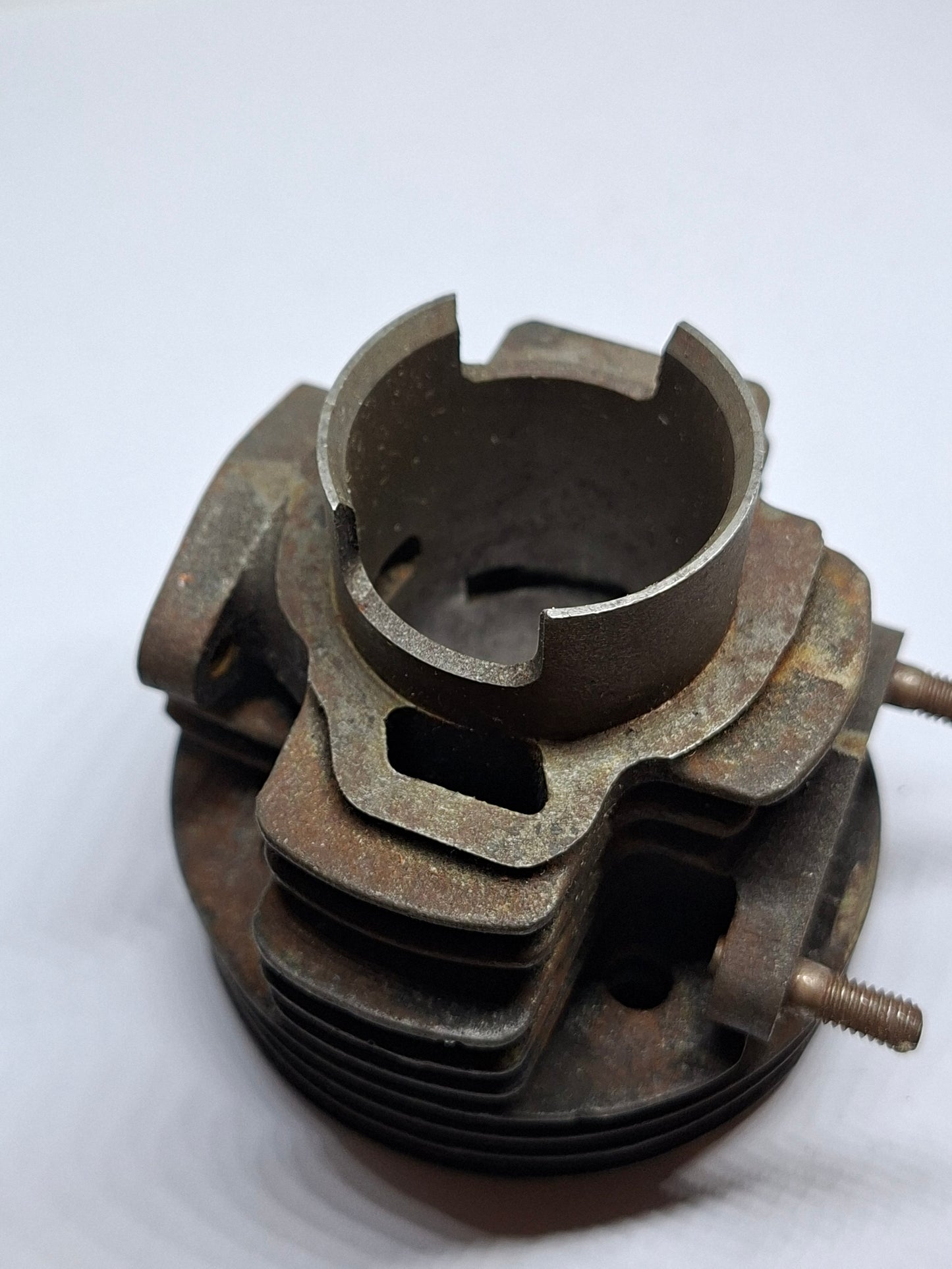 Cilinder Tomos 2L / 3L / 4L origineel TUM142A NOS