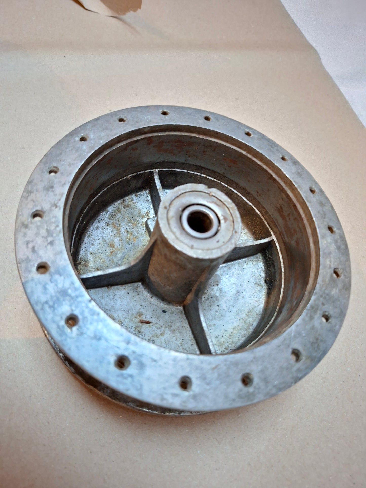 Voornaaf Grimeca Benelli / Motobi / Guzzi 50 Cross 2e hands