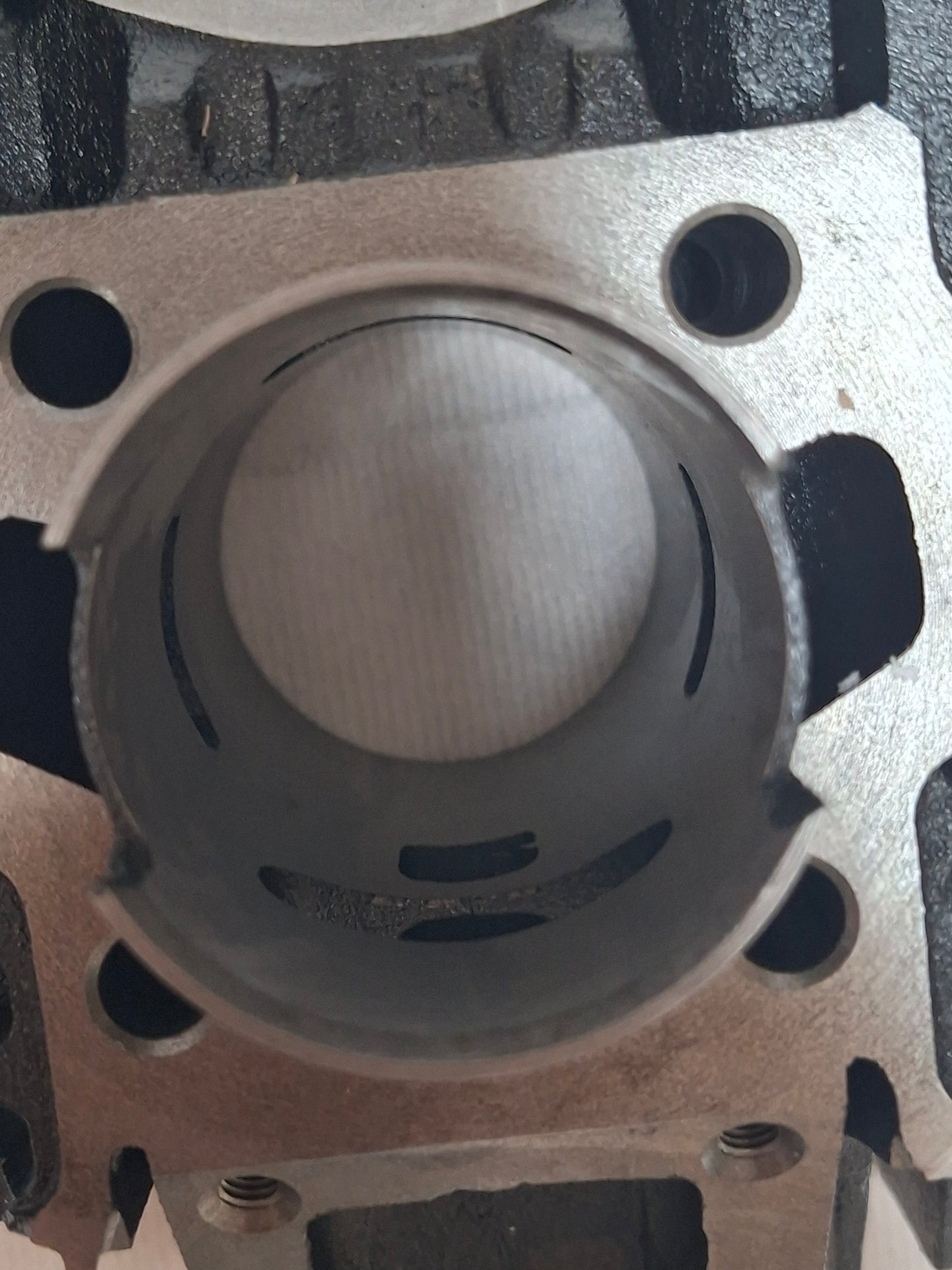 Cilinder fast-arrow + zuiger gietijzer 44mm 65cc Tomos A35