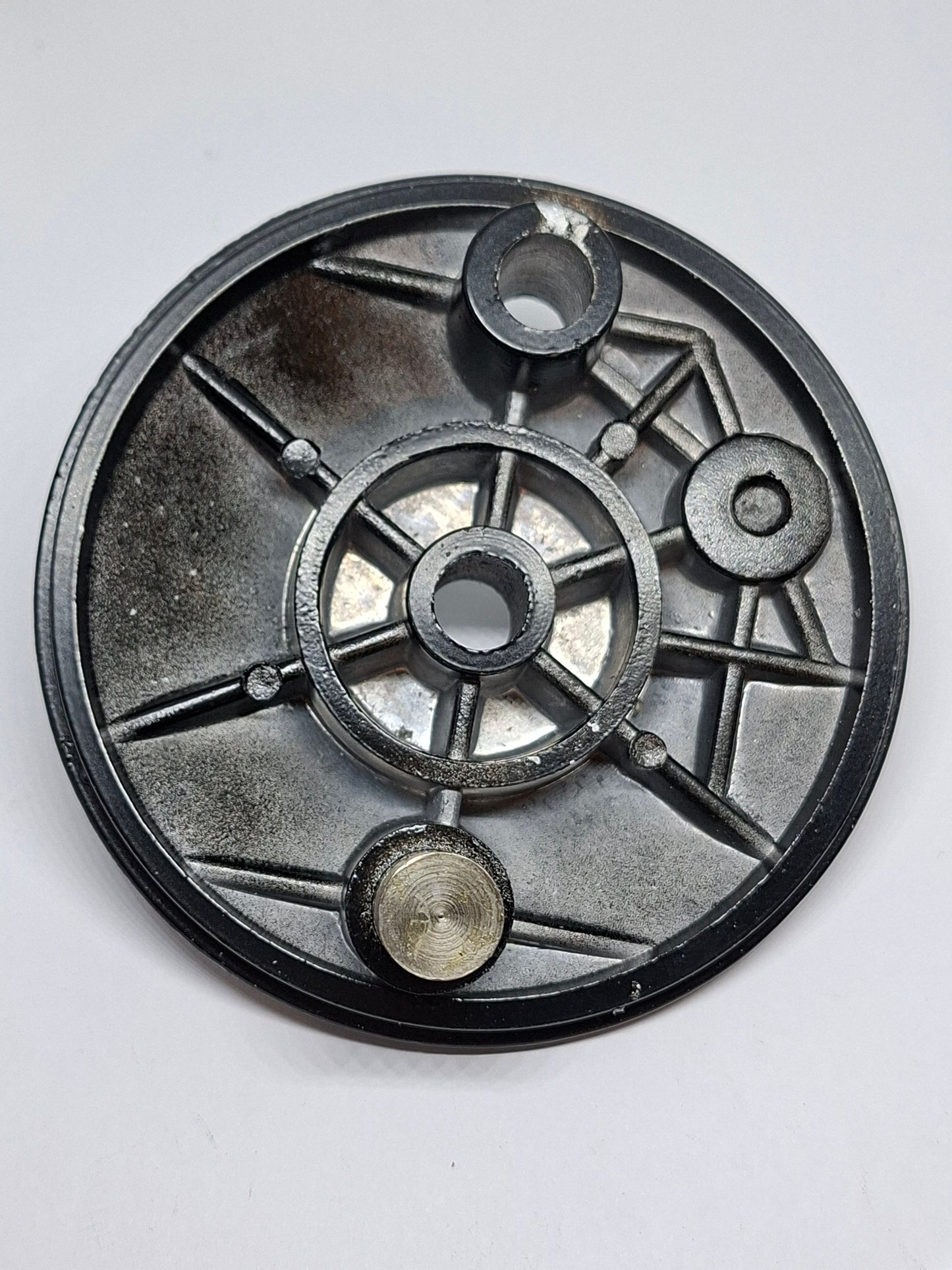 Remankerplaat achterwiel Tomos 4L / ATX zwart  (205.725)