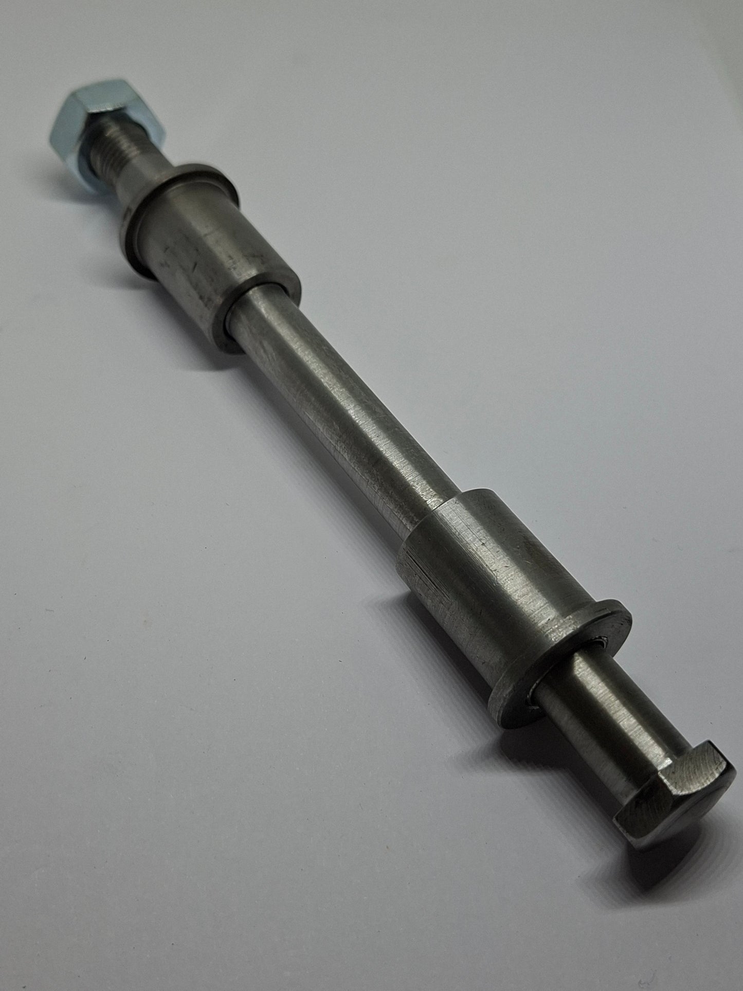 Achterbrug as met glijlagers – Benelli / MotoBi / Moto Guzzi 50cc