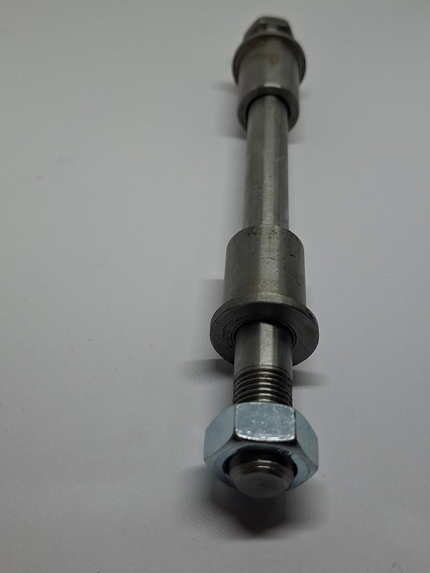 Achterbrug as met glijlagers – Benelli / MotoBi / Moto Guzzi 50cc