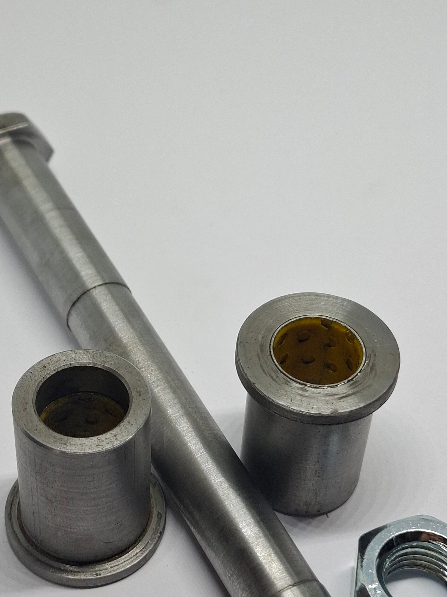 Achterbrug as met glijlagers – Benelli / MotoBi / Moto Guzzi 50cc