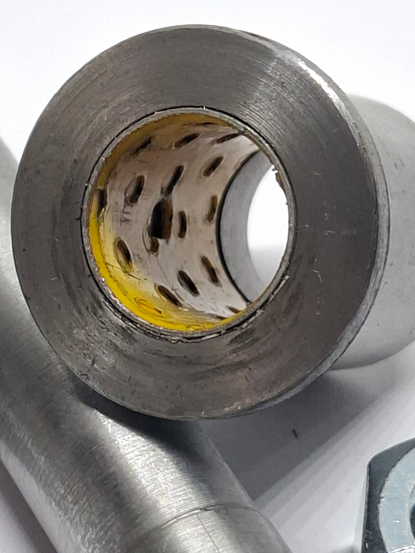 Achterbrug as met glijlagers – Benelli / MotoBi / Moto Guzzi 50cc
