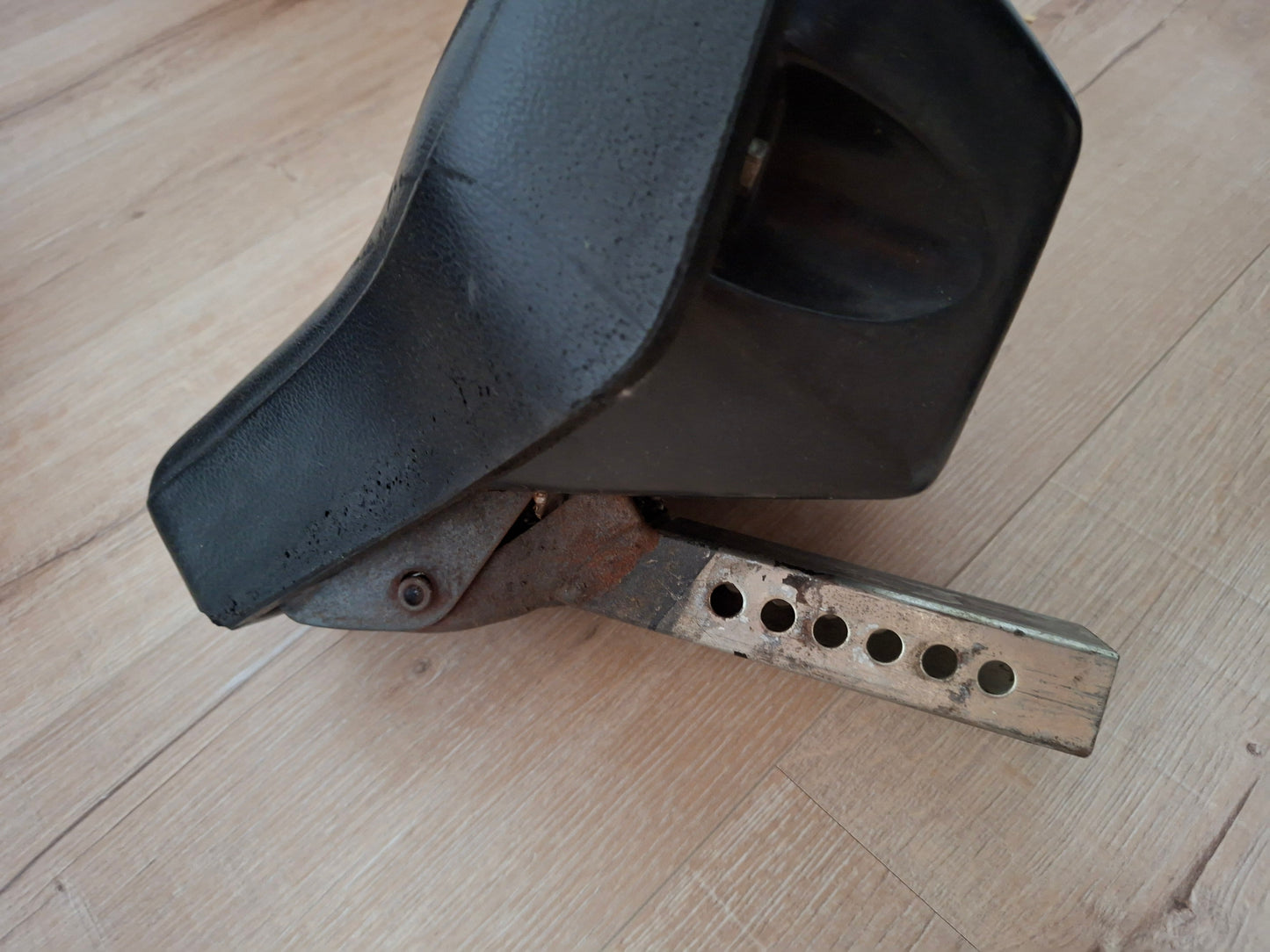 Zadel Tomos A3 / A35 met accubak 2e hands