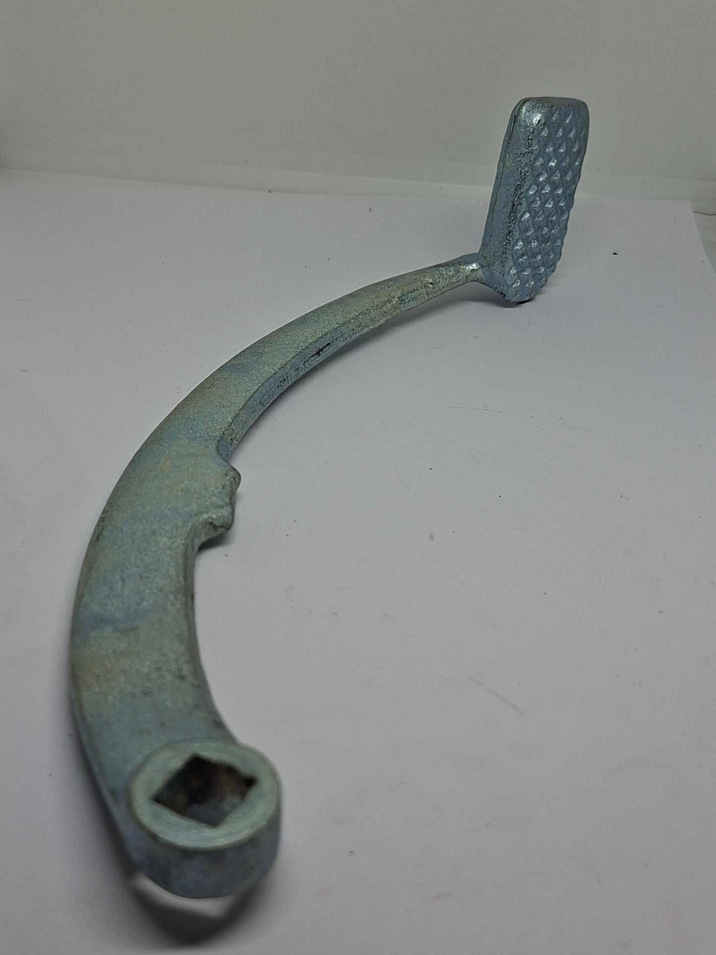Rempedaal smal model Benelli T50 GTV 50 BS50 Cross 50 Nibbio