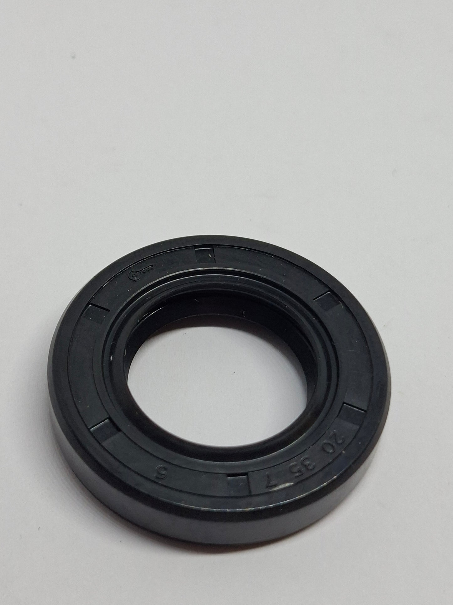 Keerring achterwiel Tomos 20x35x7 NTX 50 / CTX 80 per stuk