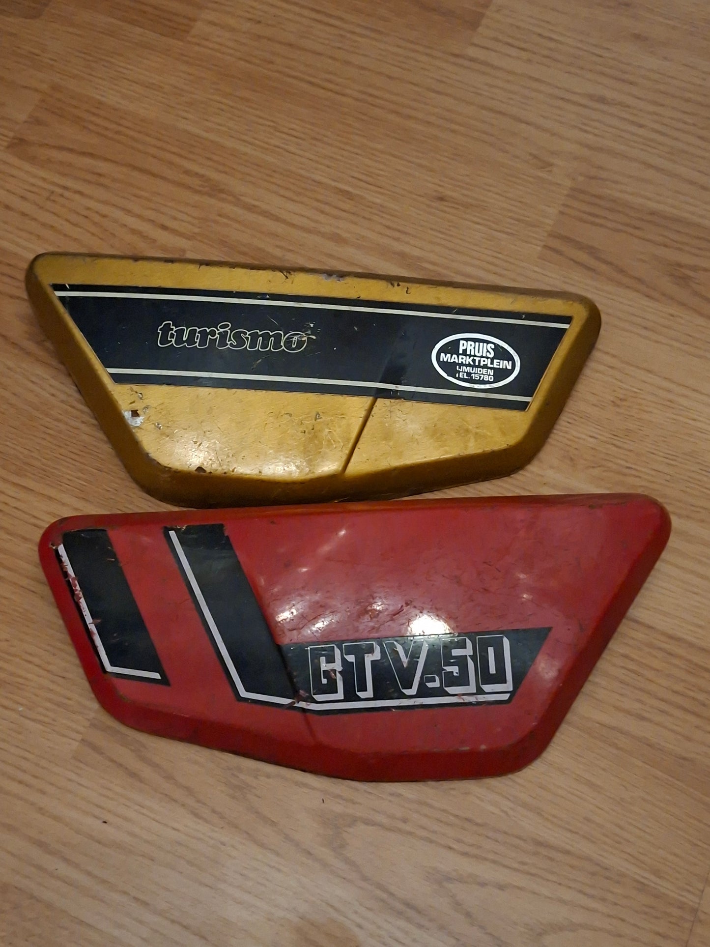 Zijkapset links / rechts Benelli / MotoBi / Moto Guzzi 50 / 125 cc (4)