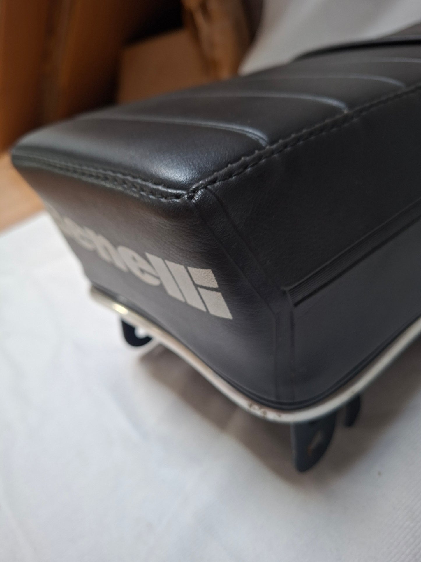 Korte buddyseat Benelli NOS