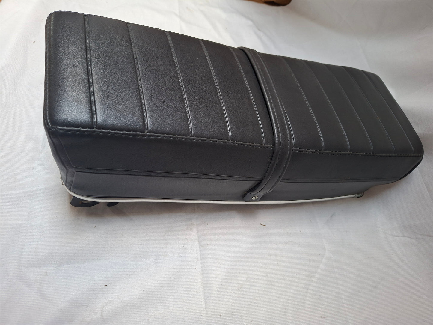 Korte buddyseat Benelli NOS