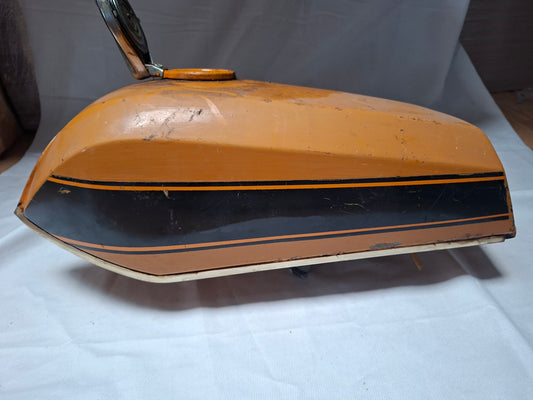 Benzinetank Benelli T50 / Turismo oranje (2)