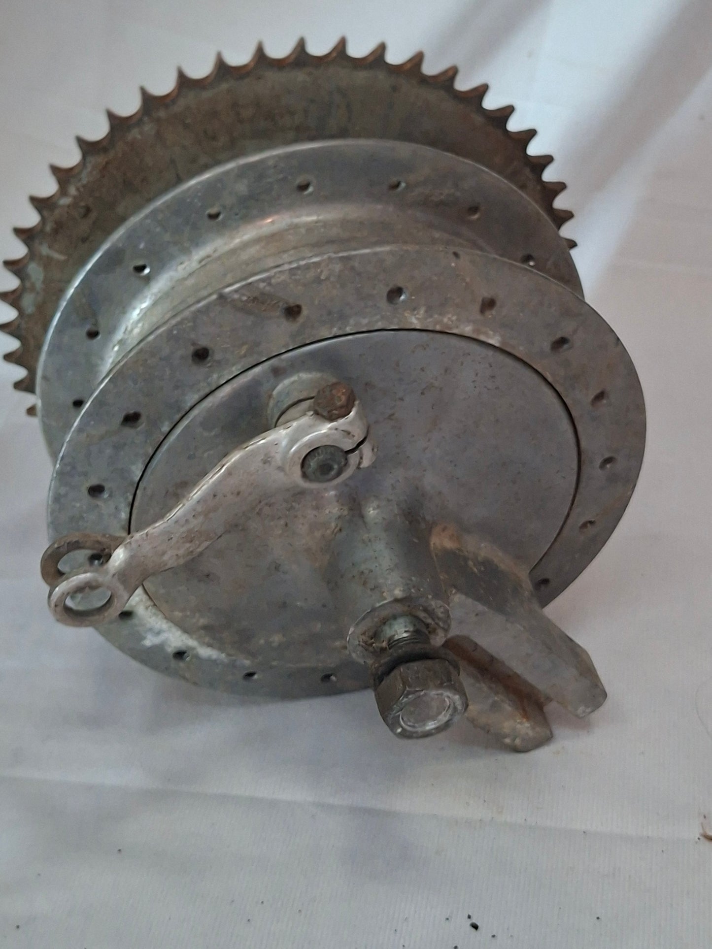 Grimeca Achterwielnaaf Groot (136mm) – Compleet met Remankerplaat