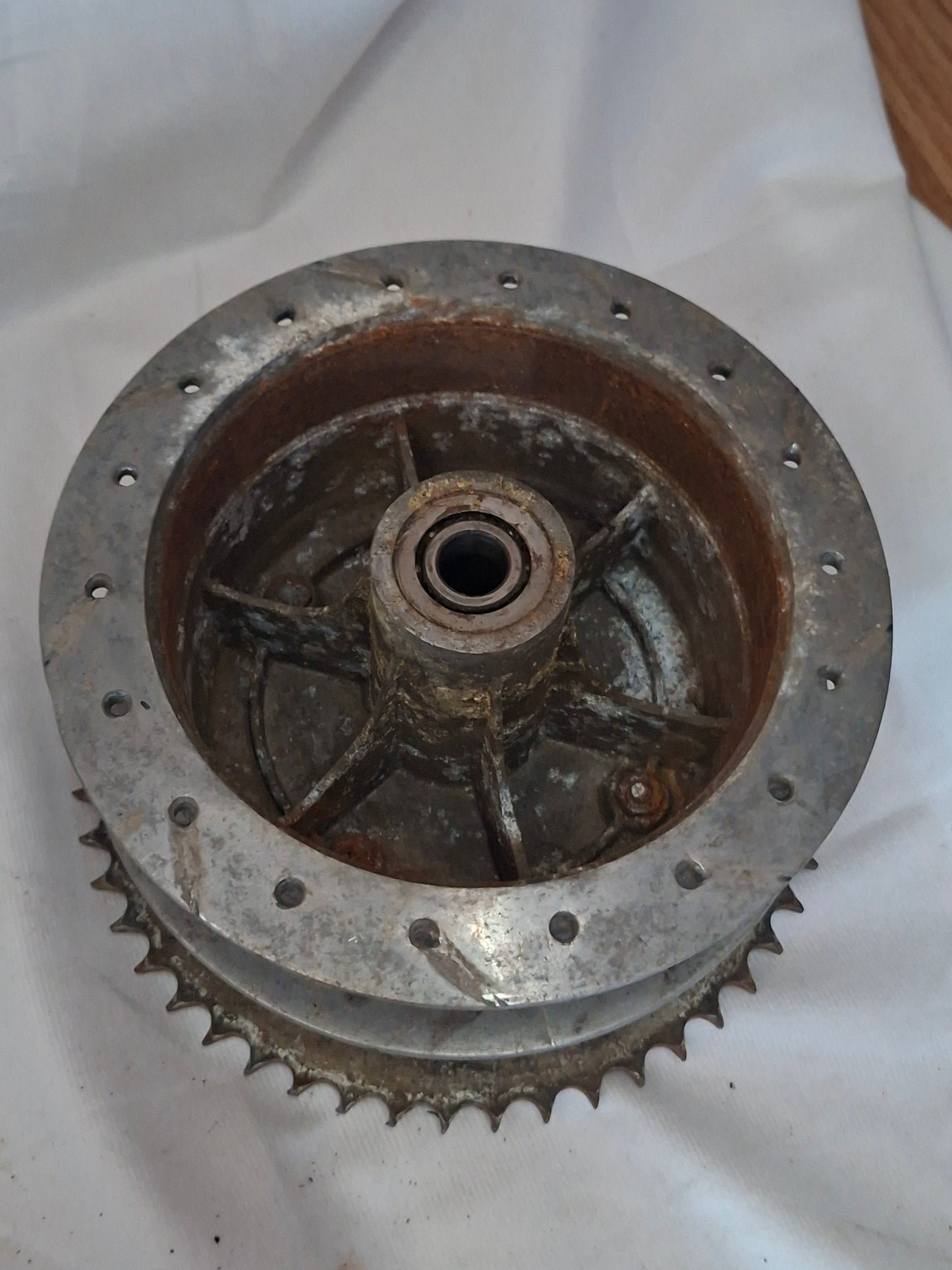 Grimeca Achterwielnaaf Groot (136mm) – Compleet met Remankerplaat