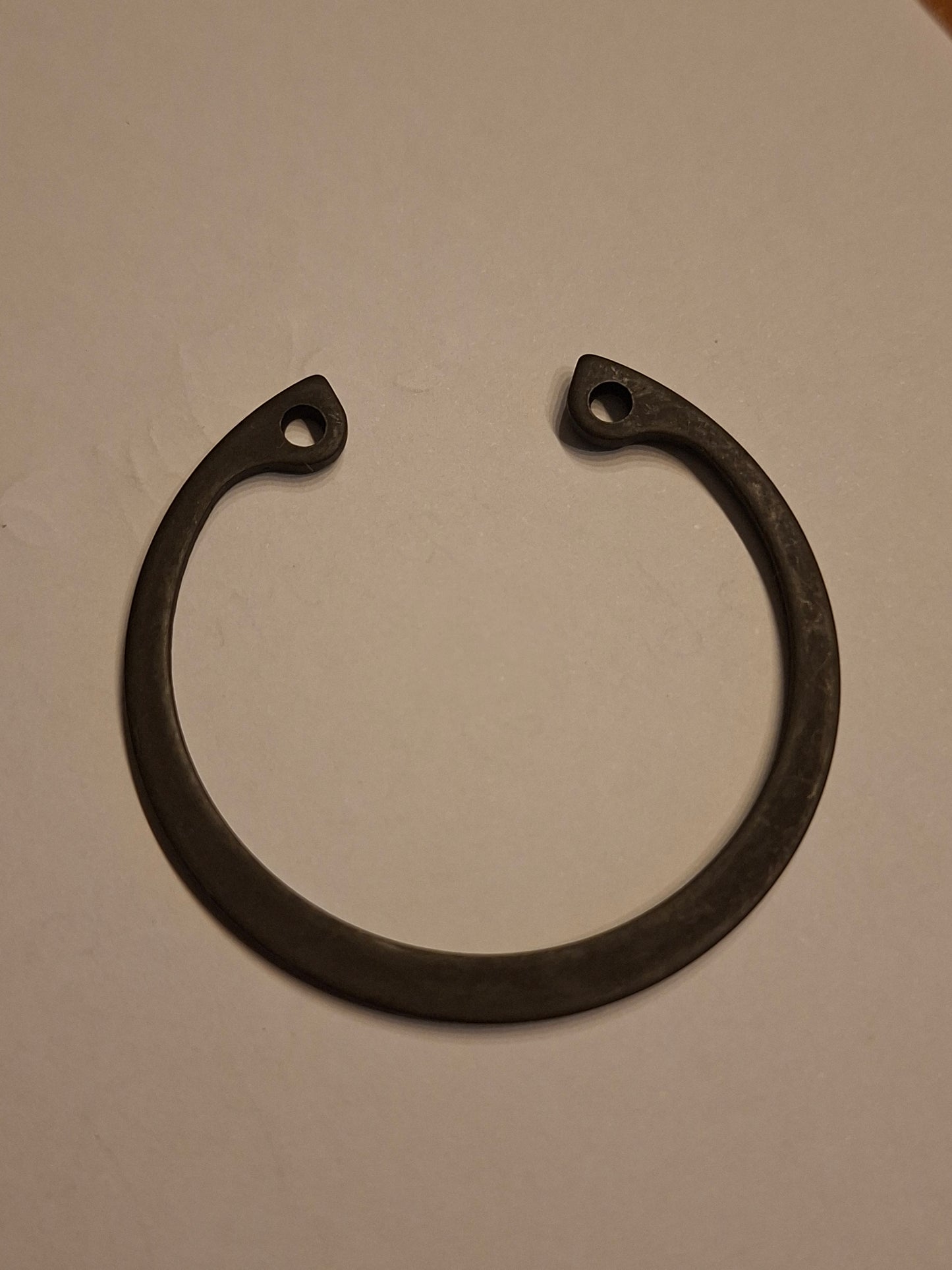 Seegerring krukaslager rechts Benelli / MotoBi / Moto Guzzi