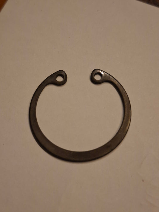 Seegerring hulpas rechts Benelli / MotoBi / Moto Guzzi pos. 1