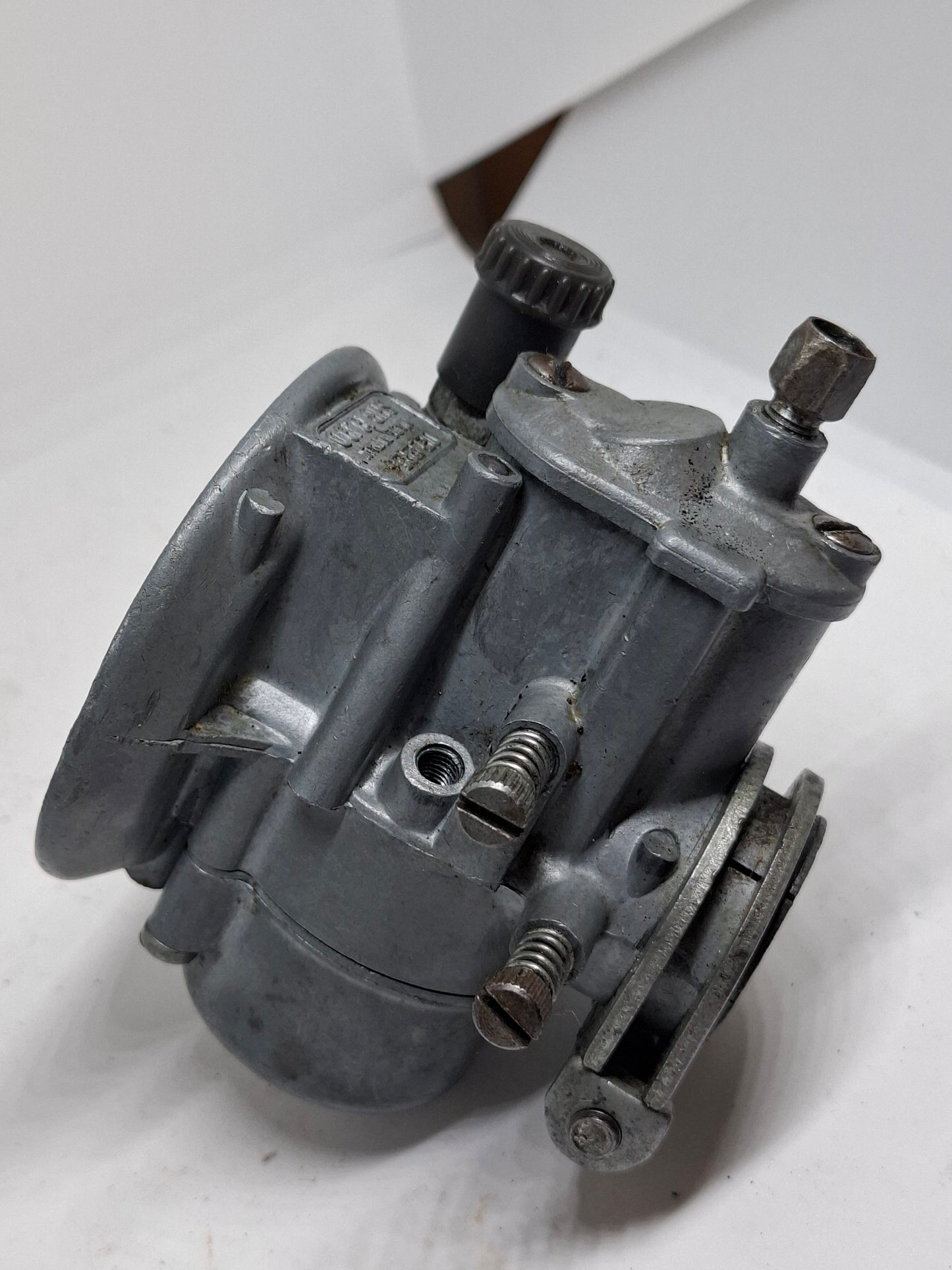 Carburateur Dellorto SHB 19.19D (2)