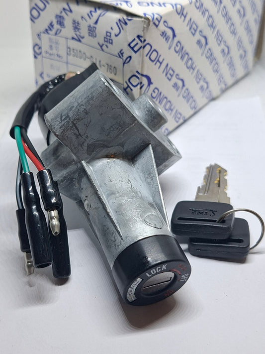 Contactslot Honda Scoopy SH50 OT met 2 sleutels –  35100-GJ4-760