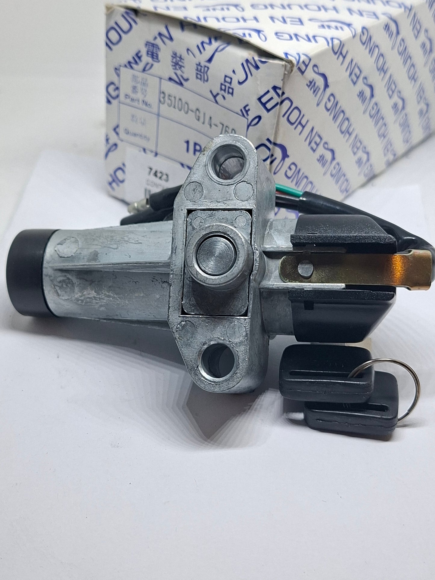 Contactslot Honda Scoopy SH50 OT met 2 sleutels –  35100-GJ4-760