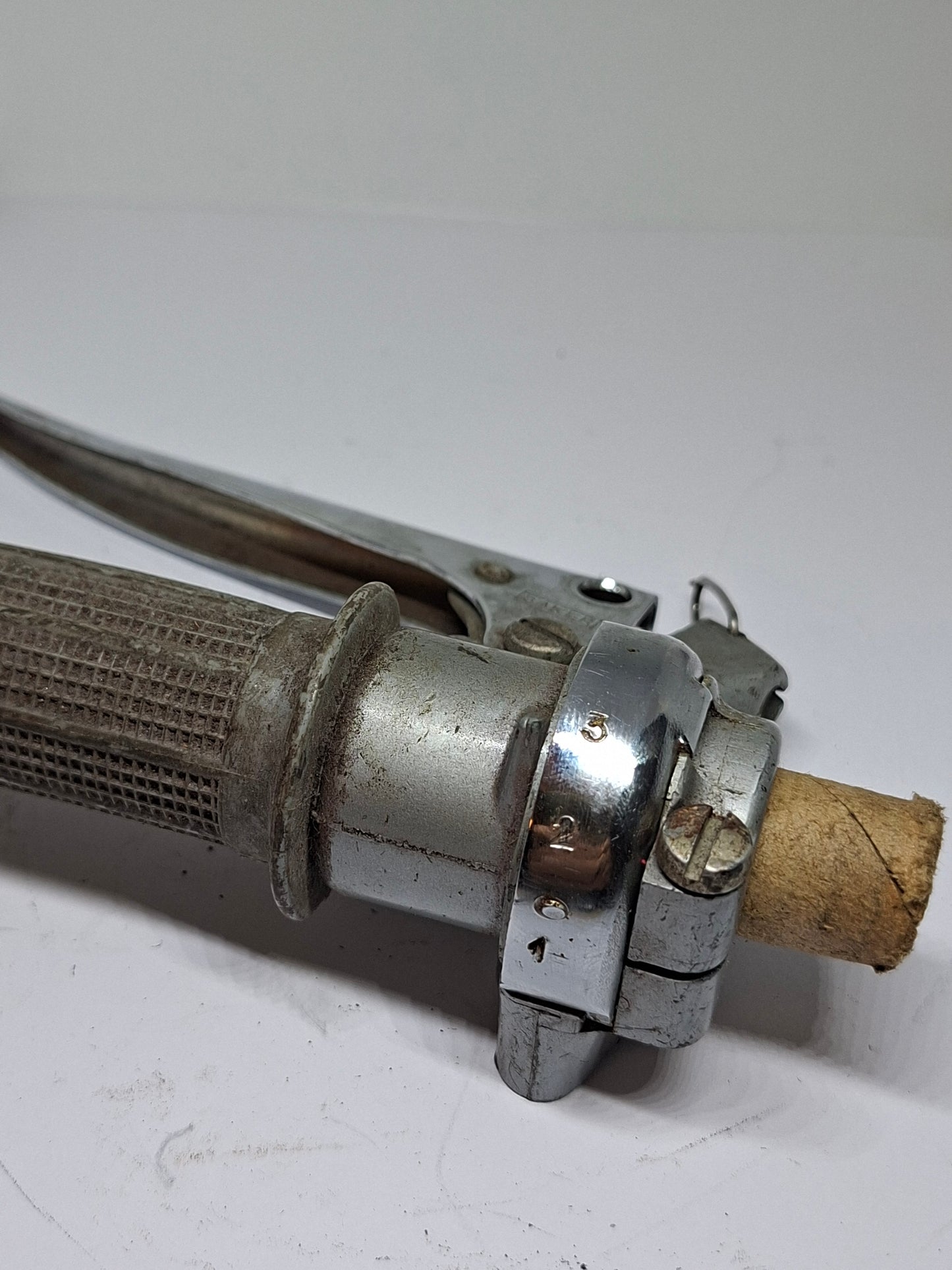 Schakelhandvat 3V Saker NOS? (2)