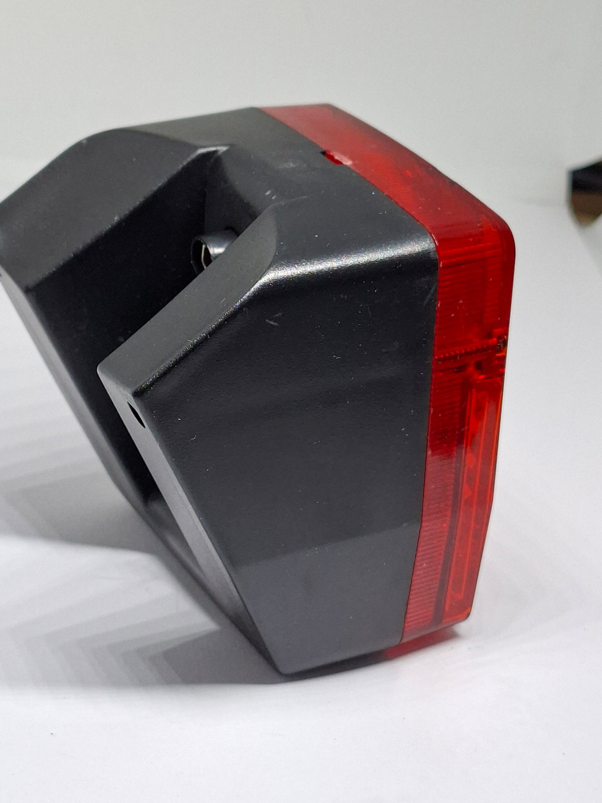 Achterlicht CEV 174 / 203 zwart universeel NOS