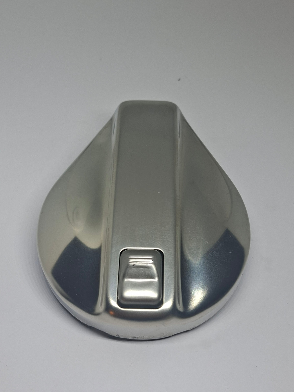 Openklapbare Tankdop Chroom – Geschikt voor Benelli, Moto Guzzi & MotoBi