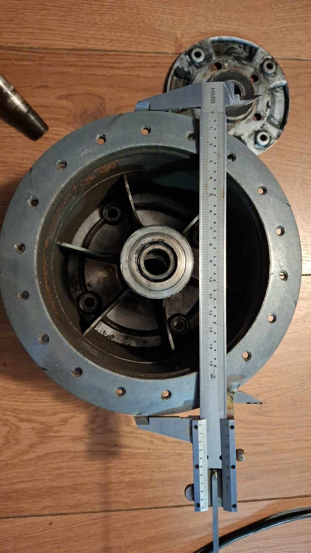 Grimeca Achternaaf GROOT incl. remankerplaat (136mm Remsegmenten / 186mm Buitendiameter) – Italiaanse Oldtimer / classic race